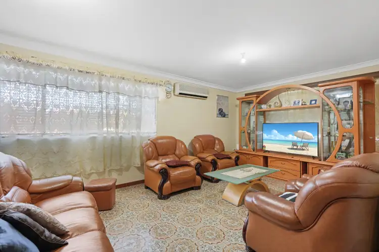 Third view of Homely house listing, 7 Pierce Close, Prairiewood NSW 2176