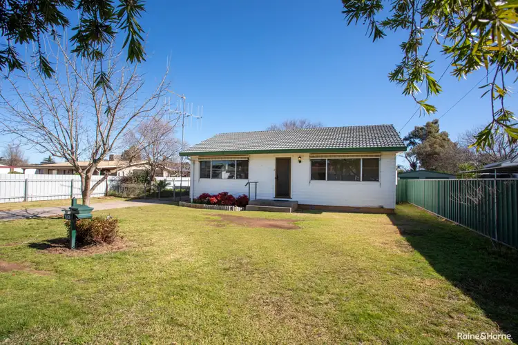 18 Watt Street, Cowra NSW 2794