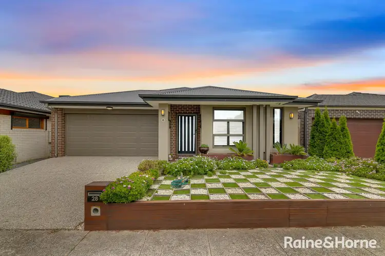 28 Lilyturf Drive