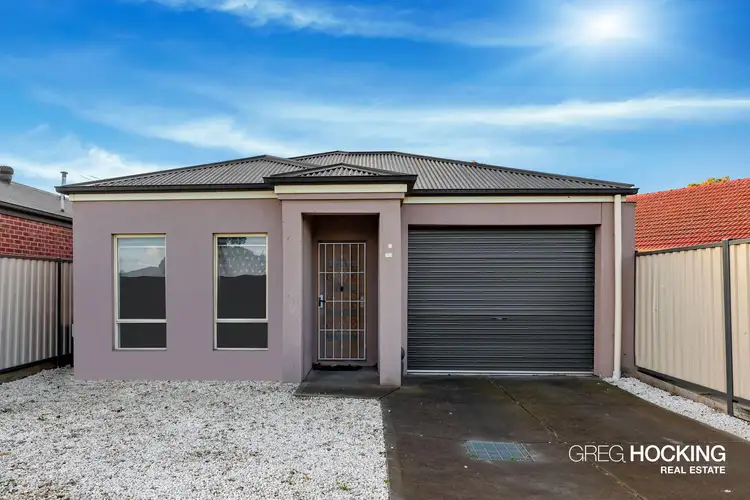 1/48 Barries Road, Melton VIC 3337