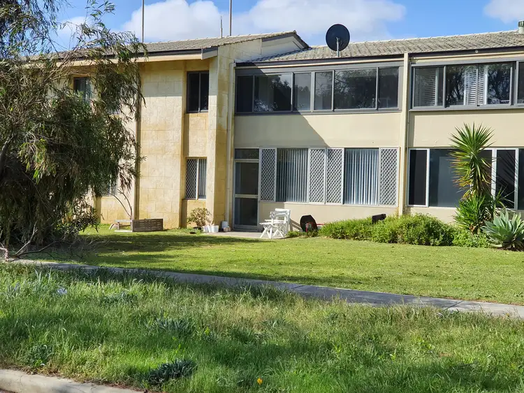 4/23 North Beach Road, North Beach WA 6020