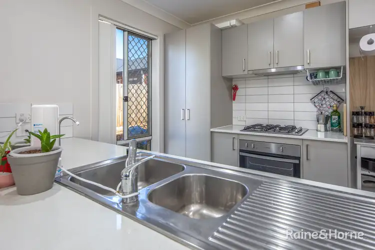 Second view of Homely house listing, 28/2 Gosse Crescent, Brookfield VIC 3338