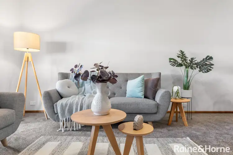 Fifth view of Homely house listing, 2 Ashmore Place, Onkaparinga Hills SA 5163