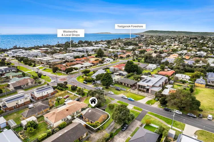 1/30 Weir Street, Rye VIC 3941