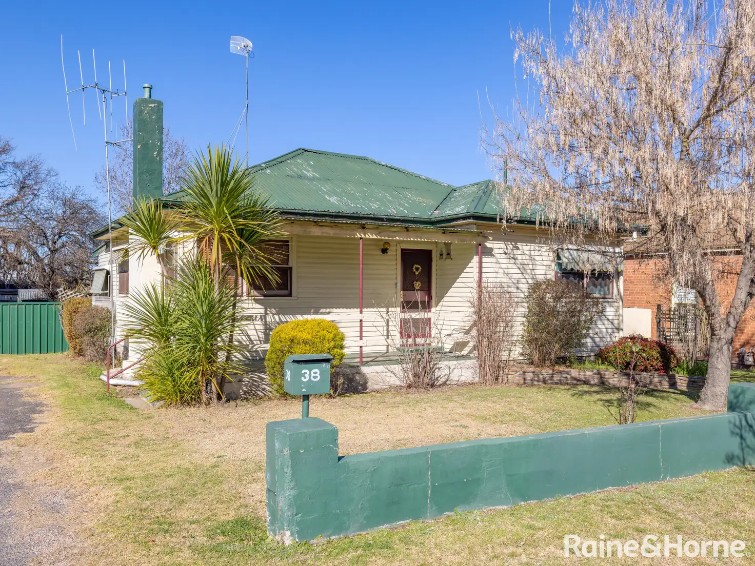 Main view of Homely house listing, 38 Bant Street, South Bathurst NSW 2795
