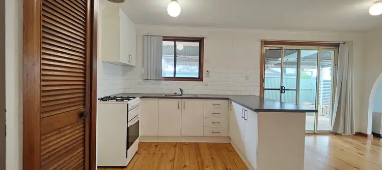 17 Radiata Grove, Salisbury Heights SA 5109