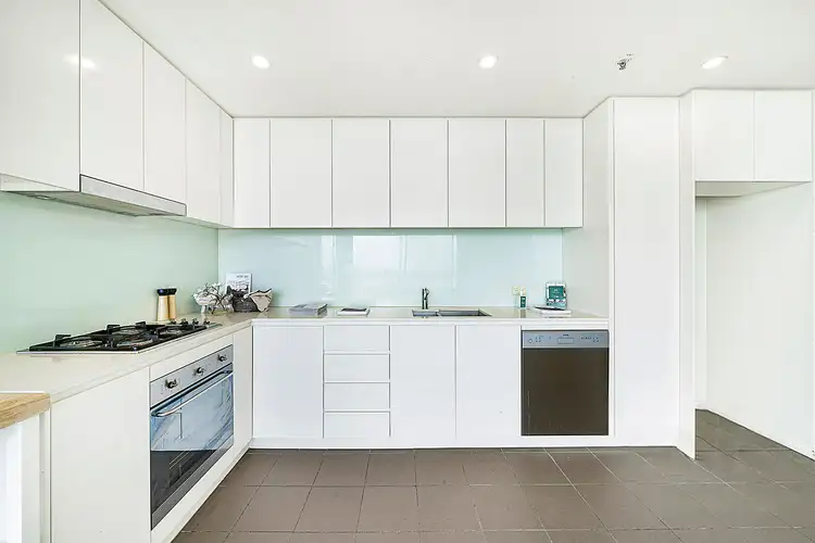 43 Shoreline Drive