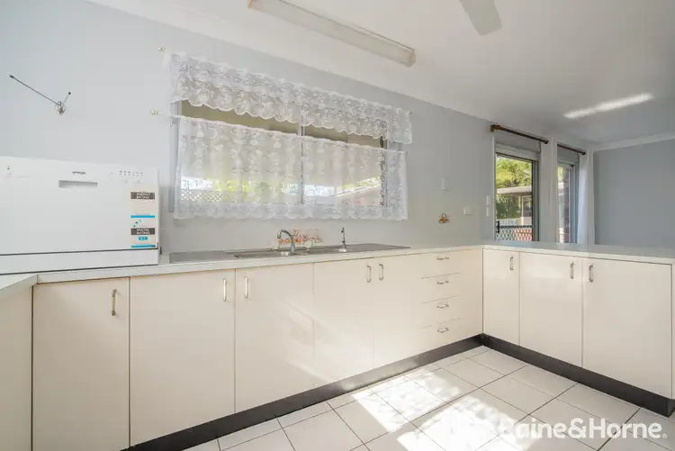 Sixth view of Homely house listing, 8 Alexandra Close, Clinton QLD 4680