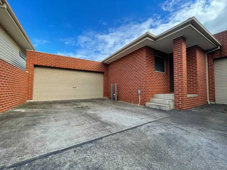 3/38-40 Backhaus Avenue, Sunbury VIC 3429