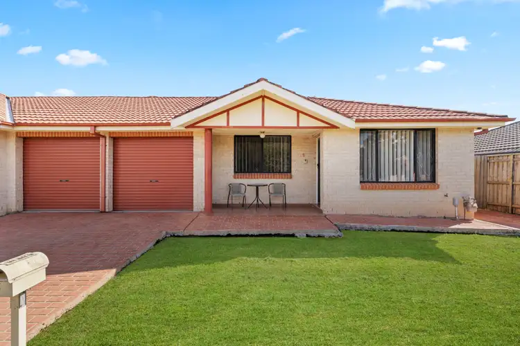 6 Bond Place, Oxley Park NSW 2760