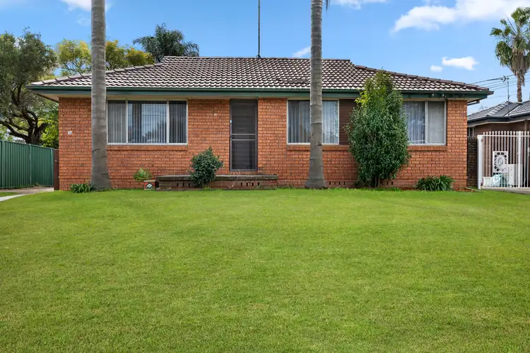 14 Munmora Place, Oxley Park NSW 2760