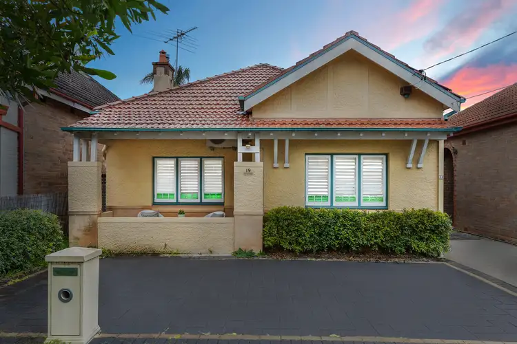 19 Bayview Street, Bexley NSW 2207