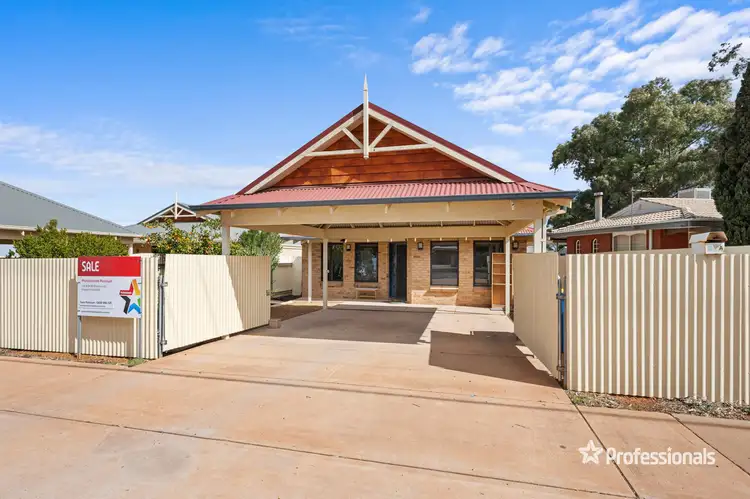 32A Salisbury Road, South Kalgoorlie WA 6430