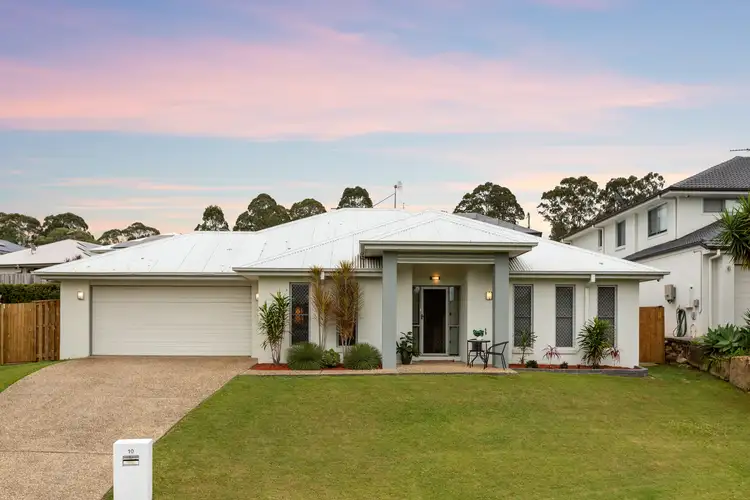 10 Crossing Drive, Eatons Hill QLD 4037
