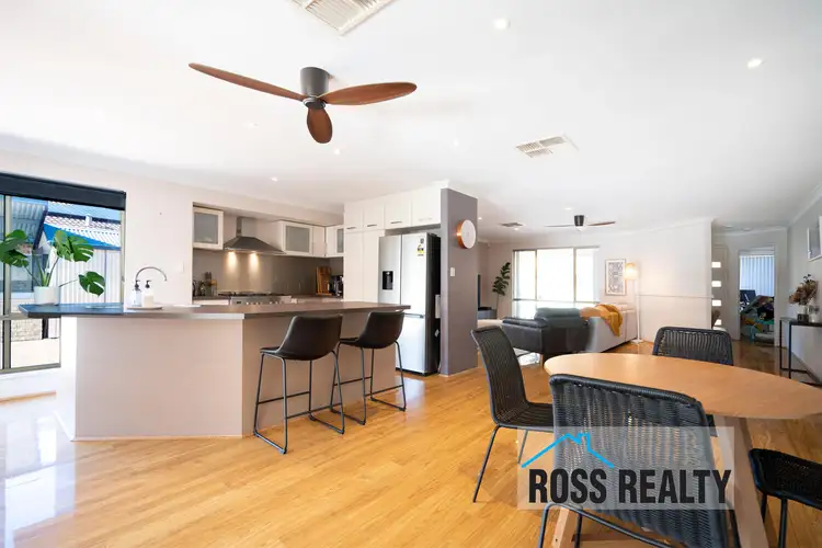 8 Kestrel Parade, Ballajura WA 6066
