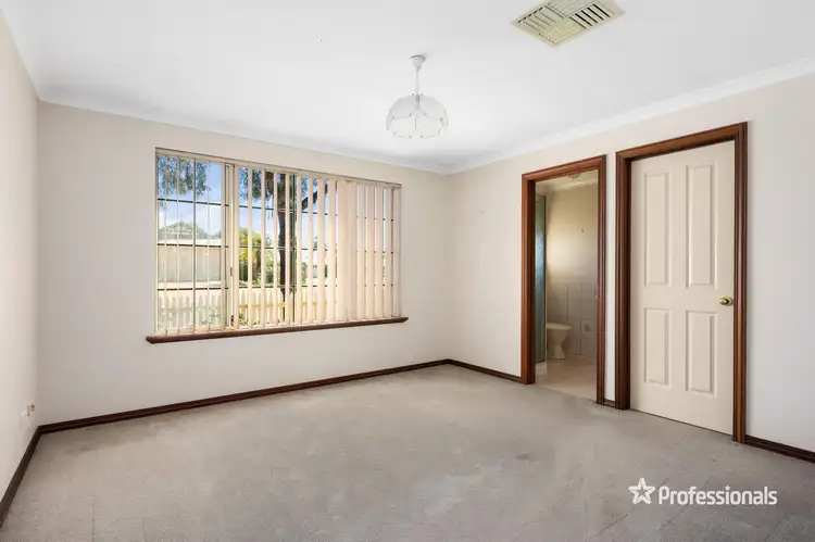 Fifth view of Homely house listing, 2 Carlyle Court, Boulder WA 6432