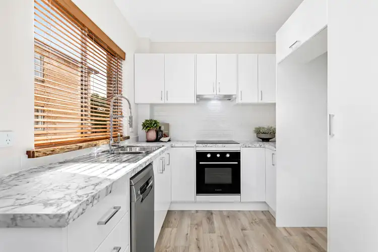 Third view of Homely apartment listing, 4/8 Richmond Avenue, Dee Why NSW 2099
