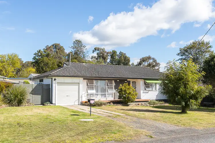 1 Thornton Street, Pelaw Main NSW 2327