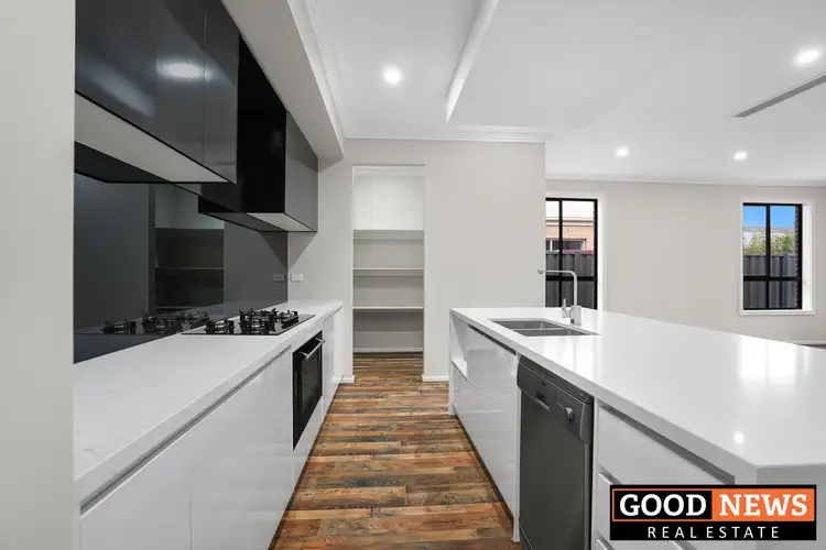 Sixth view of Homely house listing, 41 Runcorn Crescent, Strathtulloh VIC 3338