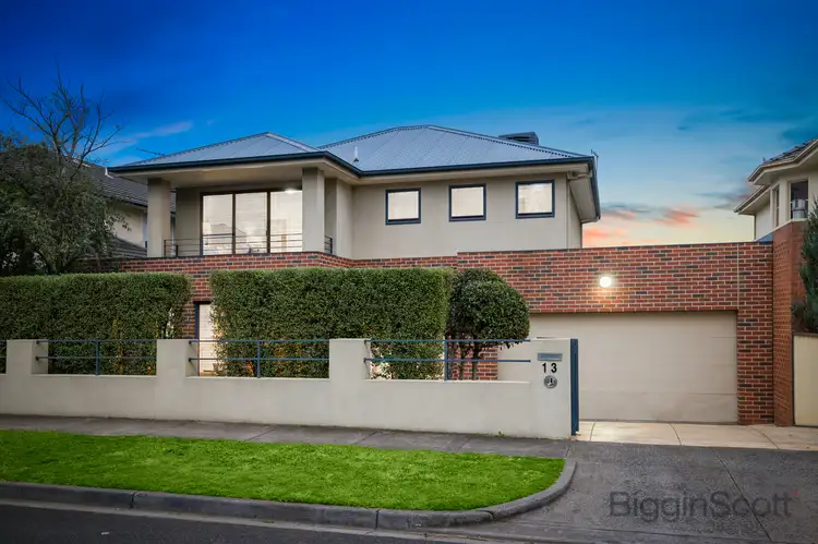 13 River Park Terrace, Maribyrnong VIC 3032