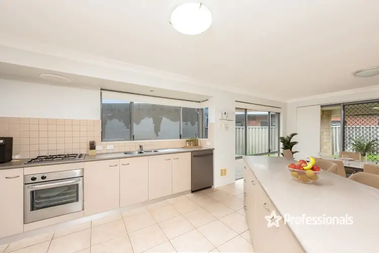 Fourth view of Homely house listing, 8 Shepheard Close, Mount Tarcoola WA 6530