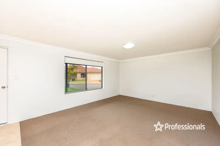 Seventh view of Homely house listing, 8 Shepheard Close, Mount Tarcoola WA 6530