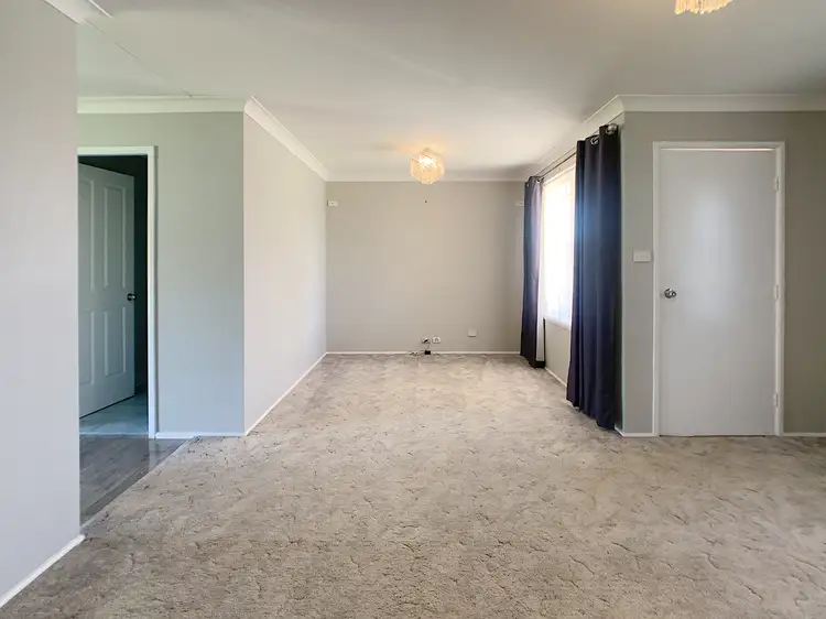 Second view of Homely house listing, 6 Giles Place, Tamworth NSW 2340