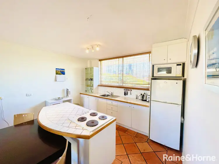 729 Brunswick Street