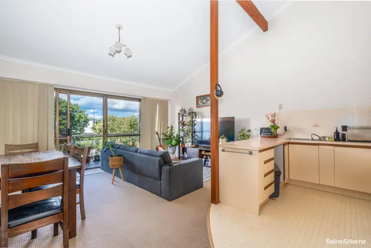 3/208 Cypress Street, Urangan QLD 4655