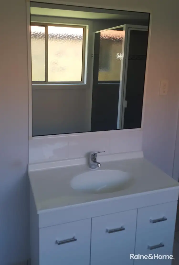 Fifth view of Homely unit listing, 9/32-34 James Street, Kingaroy QLD 4610