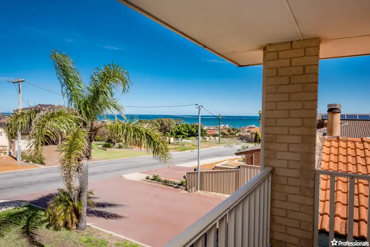 69 Bayview Street, Mount Tarcoola WA 6530