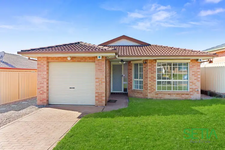 6 Vicky Place