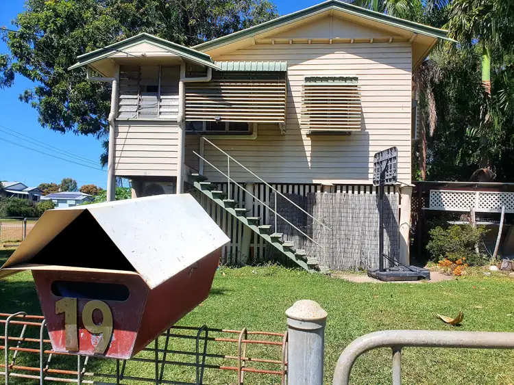 19 Fourteenth Street, Home Hill QLD 4806
