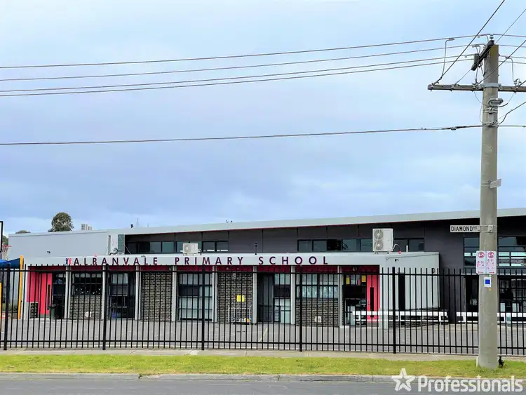 Fourth view of Homely house listing, 85 Diamond Avenue, Albanvale VIC 3021