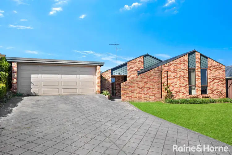 14 Sunndal Close, St Clair NSW 2759