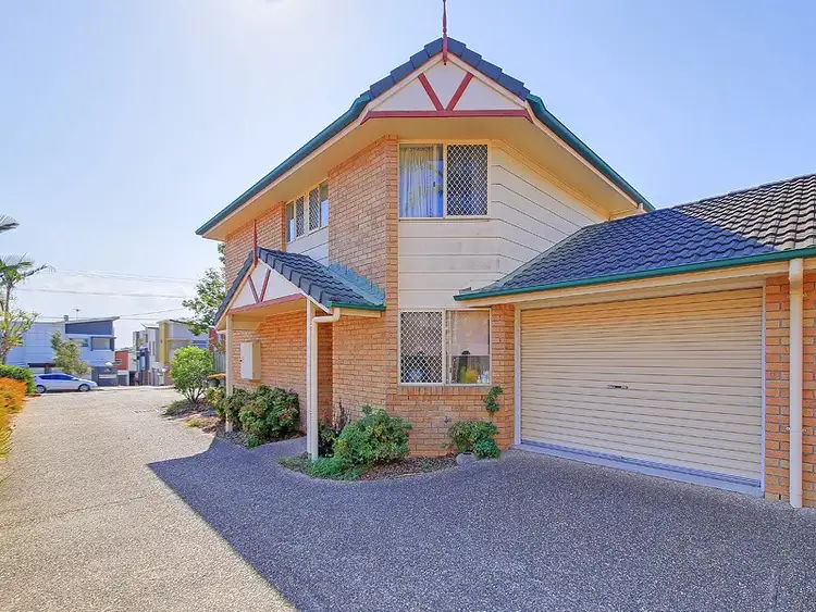Second view of Homely townhouse listing, 1/24 Cambridge Street, Carina Heights QLD 4152
