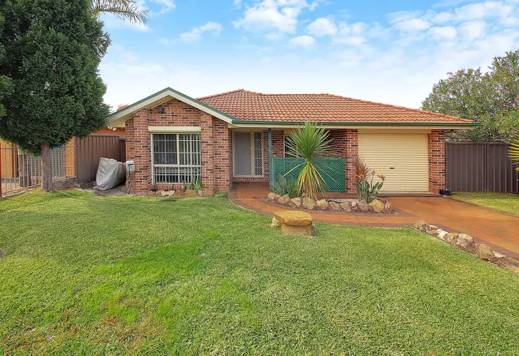 16 Kingfisher Place