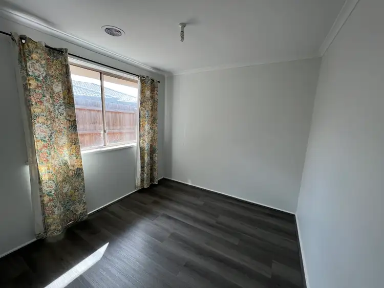 Sixth view of Homely house listing, 6 Robbins Way, Hampton Park VIC 3976