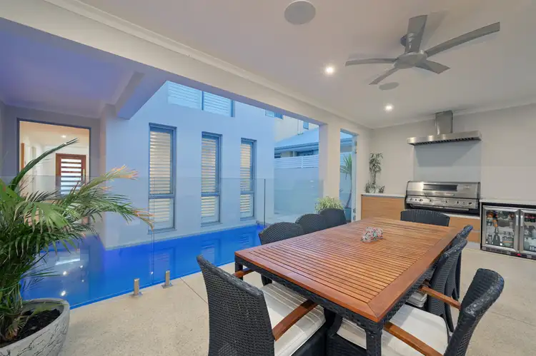 18 Wanstead Street, North Coogee WA 6163