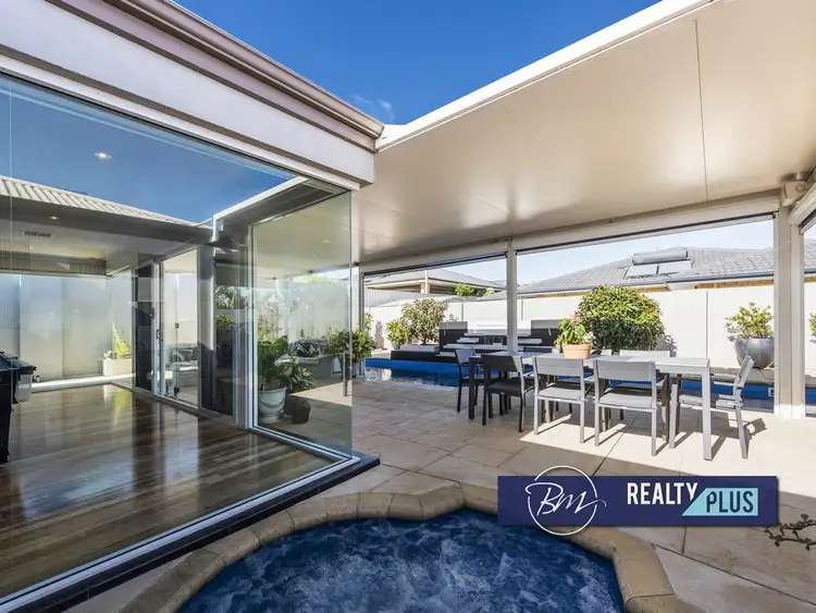 32 Parakeet Way, Coogee WA 6166