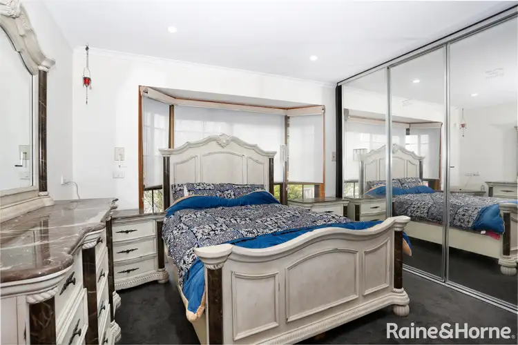 Seventh view of Homely house listing, 35 Pinnaroo Circuit, Meadow Heights VIC 3048