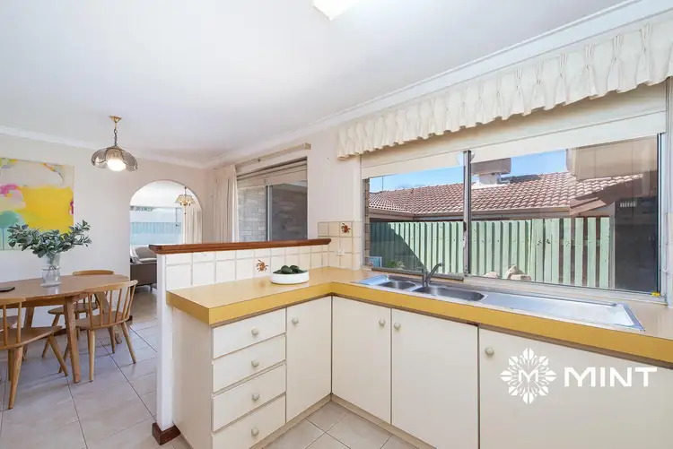 Sixth view of Homely house listing, 2/1 Birdwood Circus, Bicton WA 6157