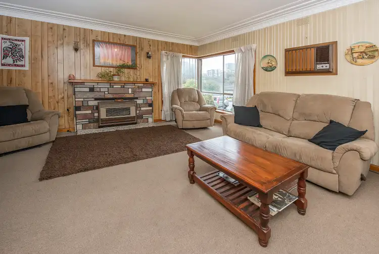 Fifth view of Homely house listing, 8 Newlands Road, Coburg North VIC 3058