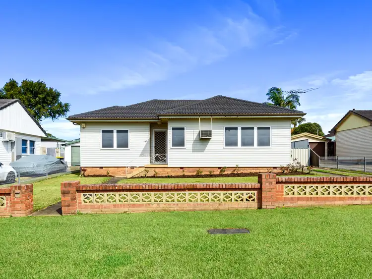 12 Edmondson Avenue, St Marys NSW 2760