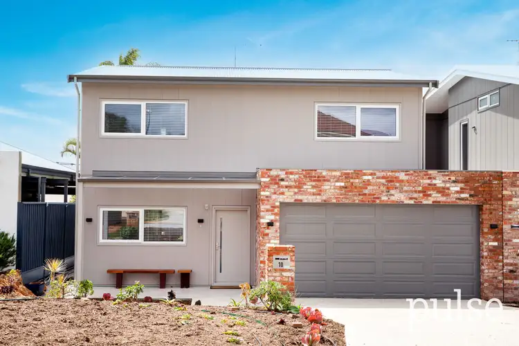 10 Delphi Court