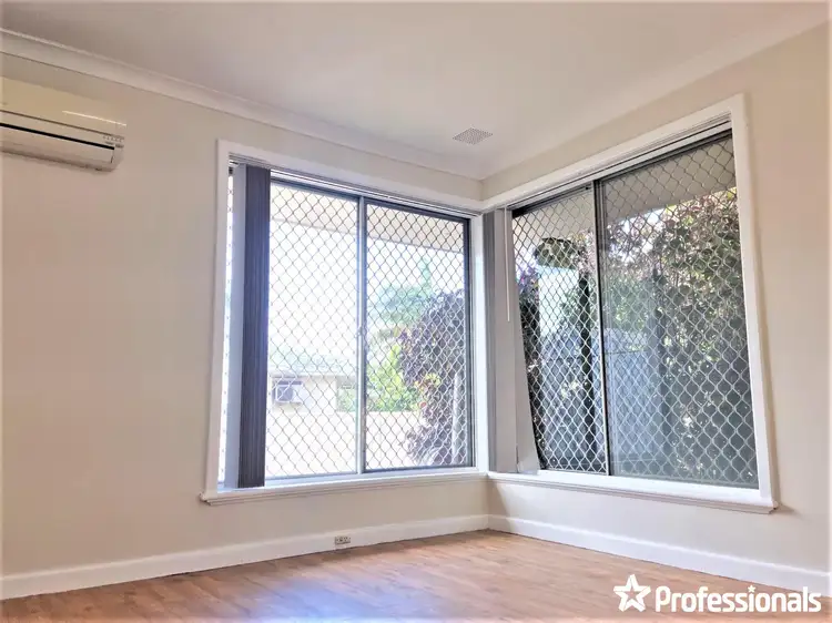 Fourth view of Homely house listing, 6 Phillip Place, Utakarra WA 6530