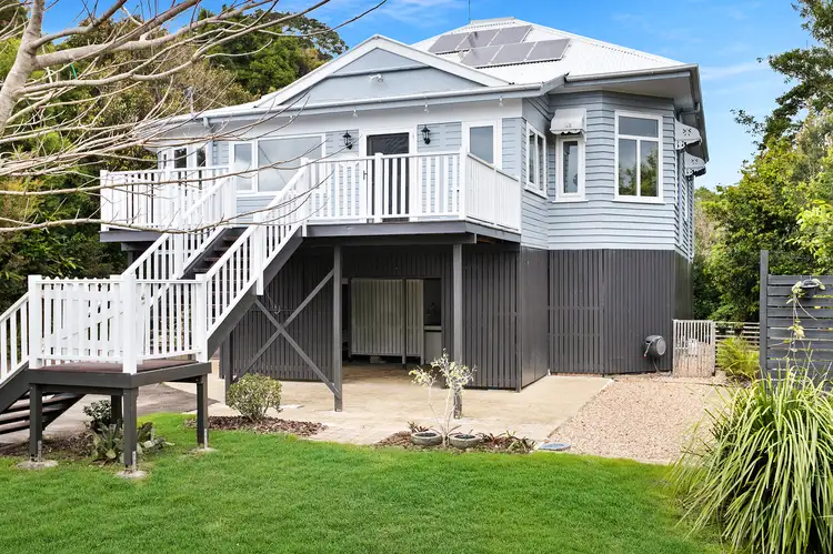 16 Mary Cairncross Avenue, Maleny QLD 4552