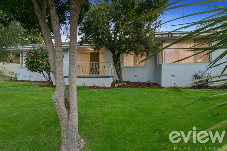 8B Berberis Crescent, Frankston VIC 3199