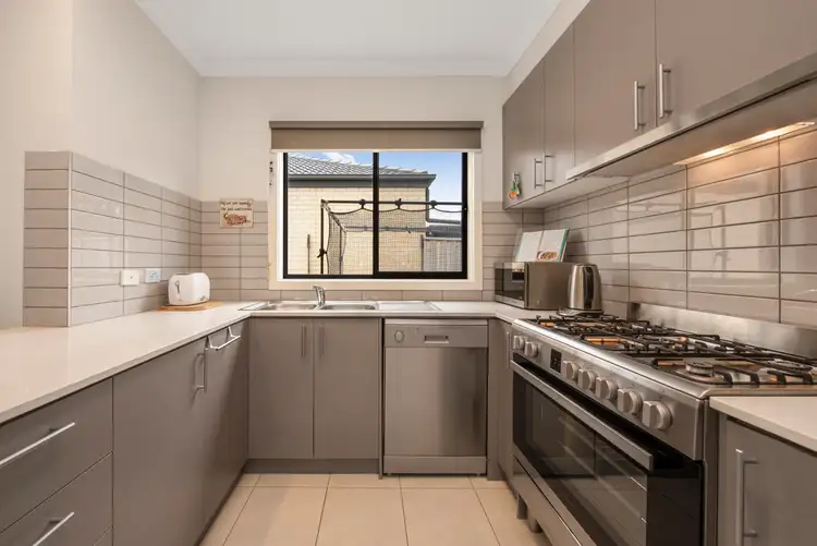 Fourth view of Homely unit listing, 1/35 Vanessa Circuit, Pakenham VIC 3810