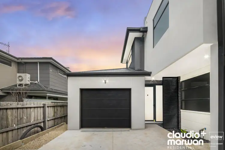 4/23 Station Road, Oak Park VIC 3046